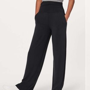 Lululemon Womens Sz 4 Take It Easy Wide Leg Pants